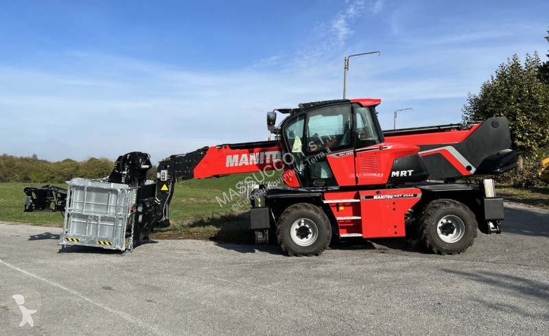 Teleskoplastare Manitou MRT2545