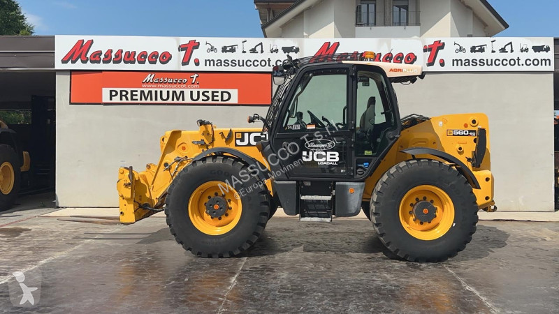 Sollevatori telescopici JCB AGROPLUS 560-80