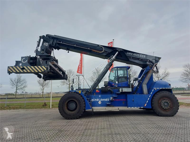 Телескопичен товарач Konecranes SMV 4531 CC5