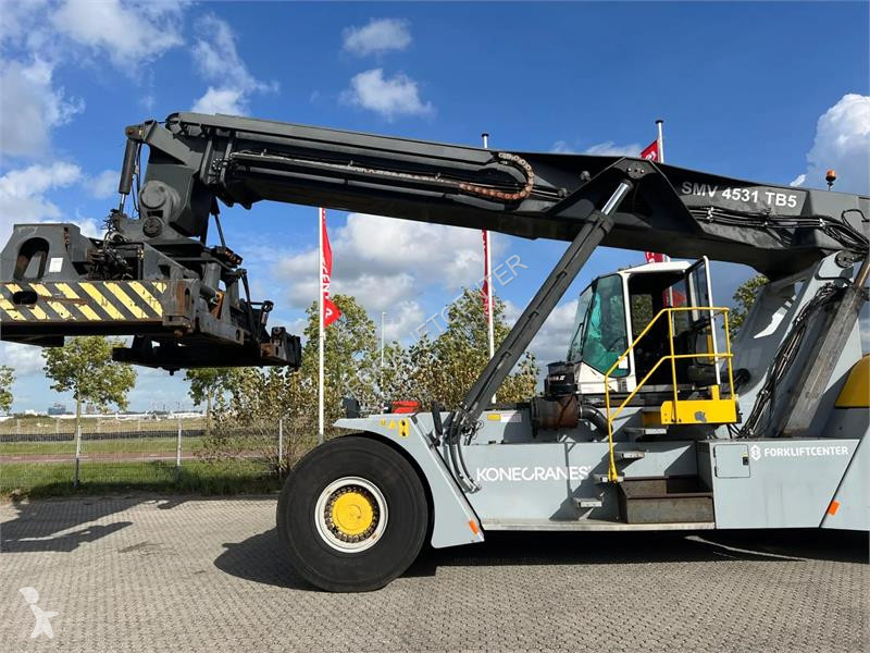 Телескопичен товарач Konecranes SMV 4531 TB5