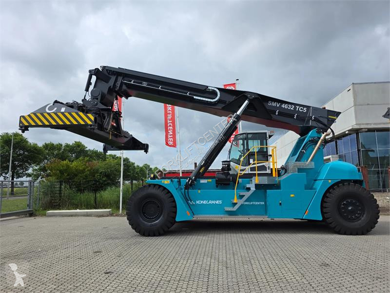 Teleskopický manipulátor Konecranes SMV 4632 TC5