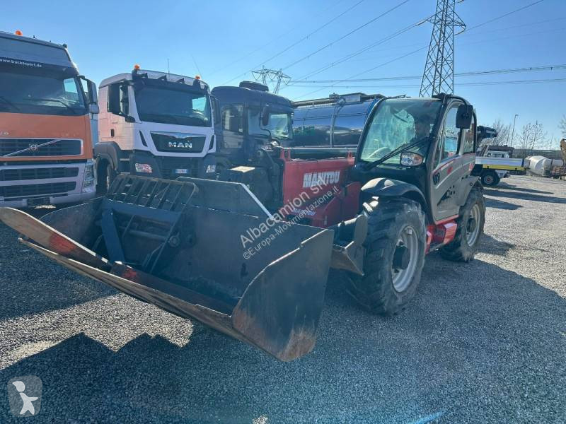 Телескопичен товарач Manitou