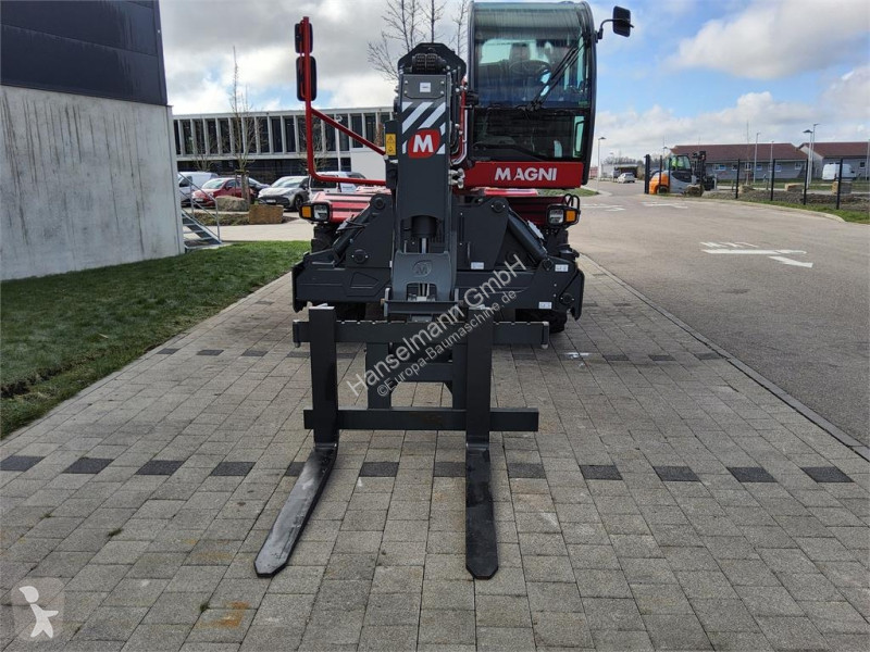 Teleskopisk truck Magni RTH 6.26