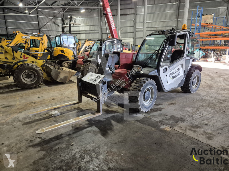 Телескопічний навантажувач Manitou Comfort - ST3B