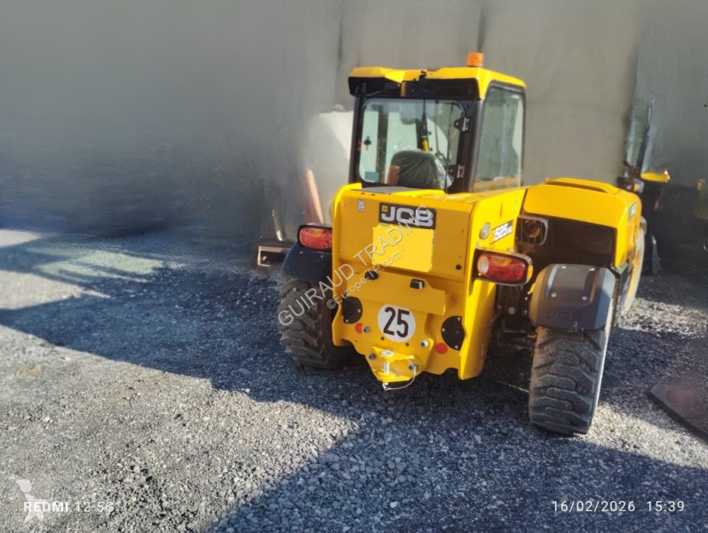 رافعة شوكية تلسكوبية JCB 525-60