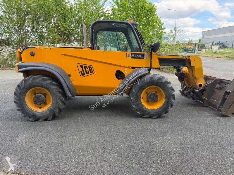 رافعة شوكية تلسكوبية JCB