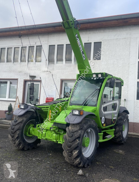 Teleskopický manipulátor Merlo  TF 35.7 CS 140