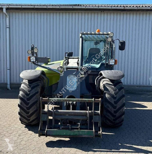 رافعة شوكية تلسكوبية Claas  SCORPION 7030