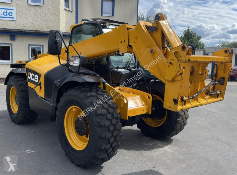 رافعة شوكية تلسكوبية JCB DE 34km/h