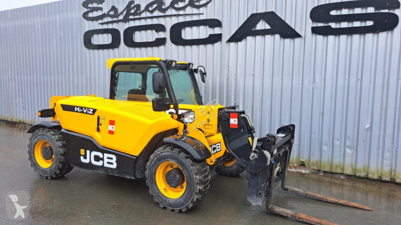 Teleskopický manipulátor JCB  525-60