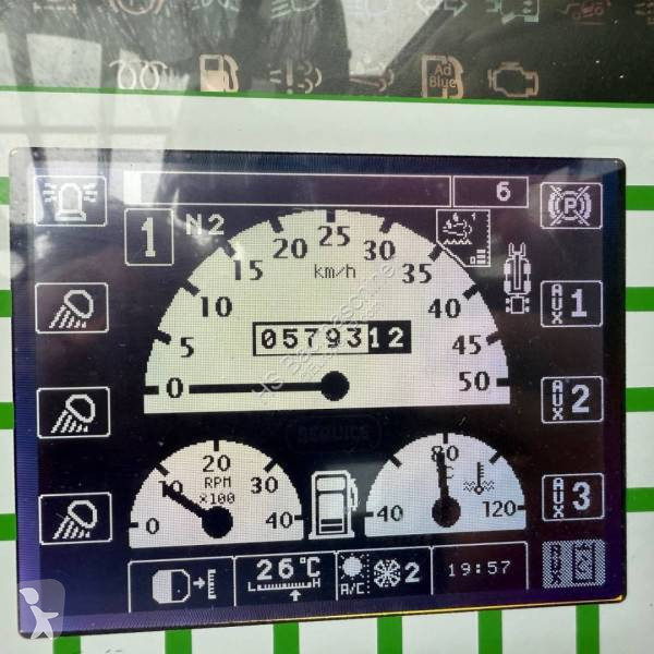 رافعة شوكية تلسكوبية Merlo 40.26 MCSS