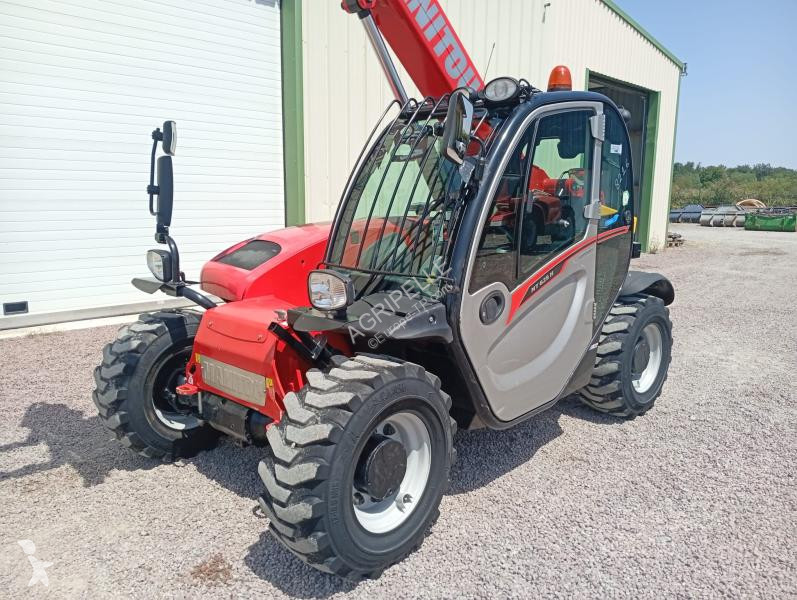Teleskopický manipulátor Manitou  MT625