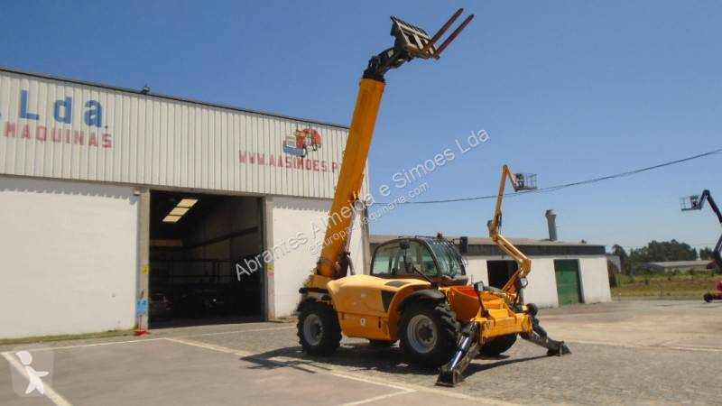 رافعة شوكية تلسكوبية Manitou