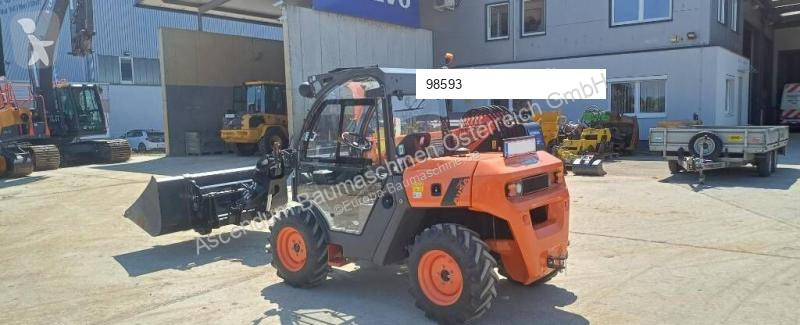 Teleskoplastare Ausa T164H