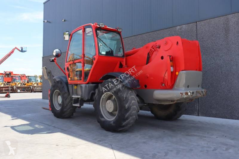 رافعة شوكية تلسكوبية JCB