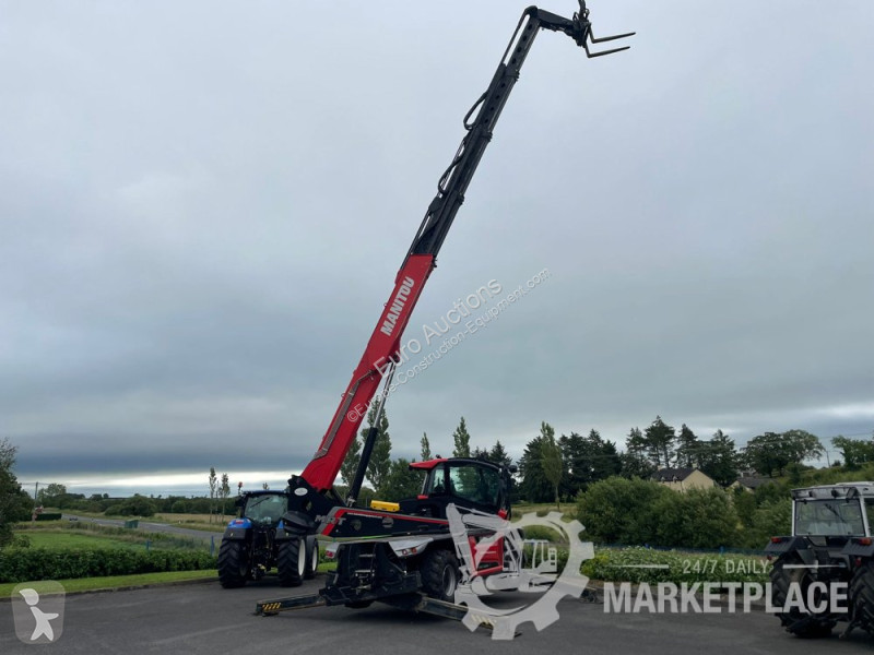Телескопічний навантажувач Manitou MRT 3060
