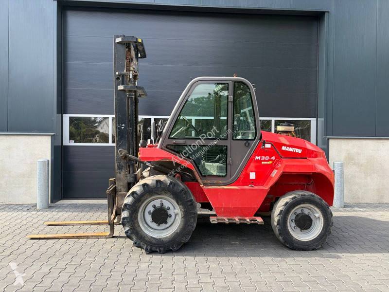 Teleskopický manipulátor Manitou M30-4