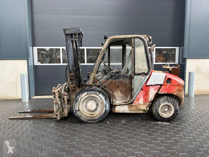 Teleskopický manipulátor Manitou MSI 35