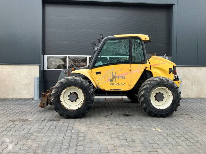 Teleskopický manipulátor New Holland LM410