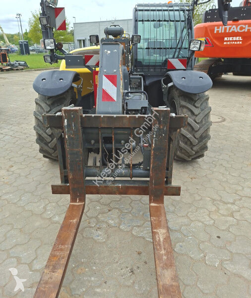 رافعة شوكية تلسكوبية Kramer KT3610
