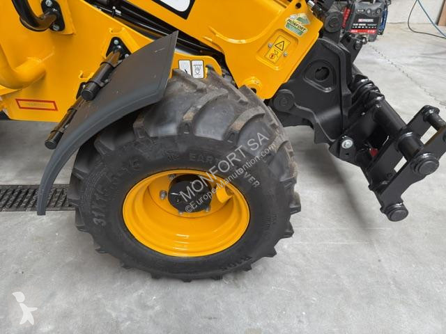 Carretilla telescópica JCB  TM 110
