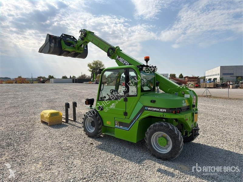 Încărcător telescopic Merlo E-Worker 25.5-90...