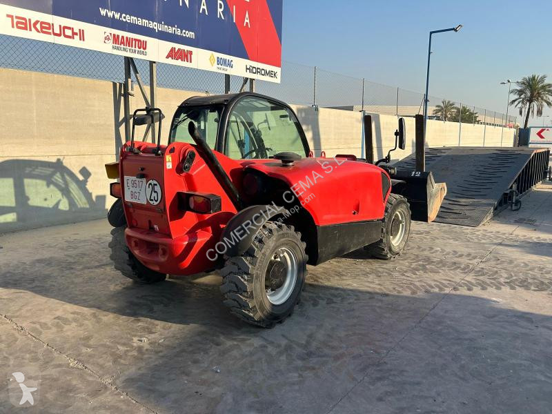 رافعة شوكية تلسكوبية Manitou