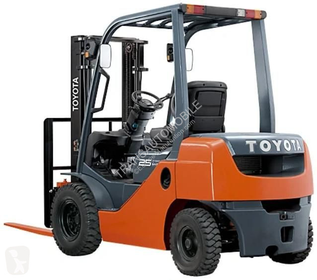 Carretilla elevadora Toyota 3 T 8FD30 TRIPLEX