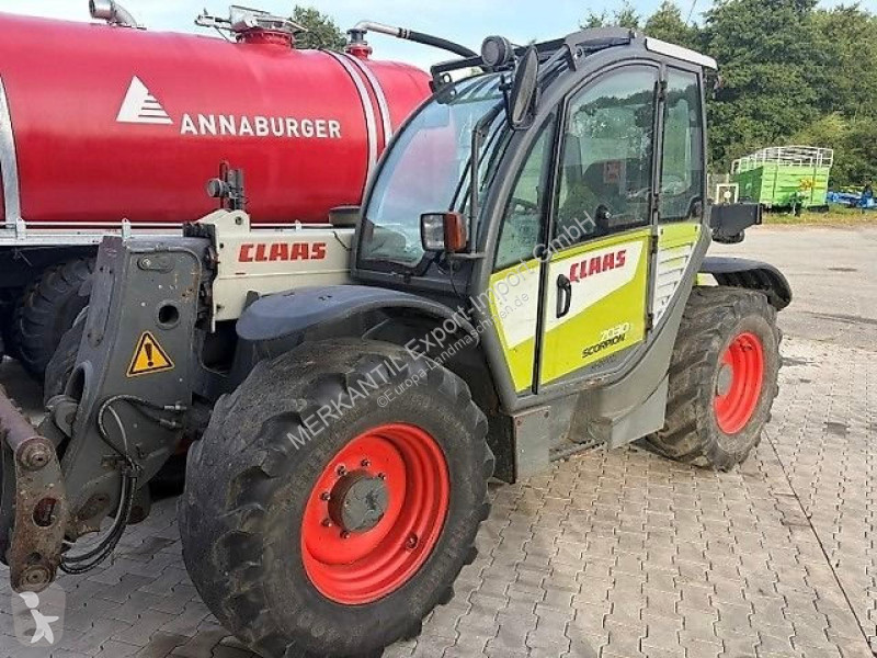 Carretilla telescópica Claas 7030