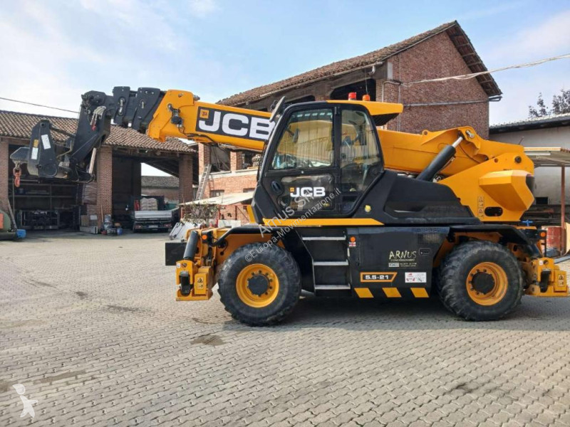 Încărcător telescopic JCB 555 210
