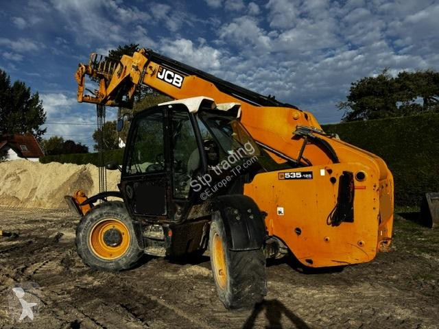 Chariot télescopique JCB