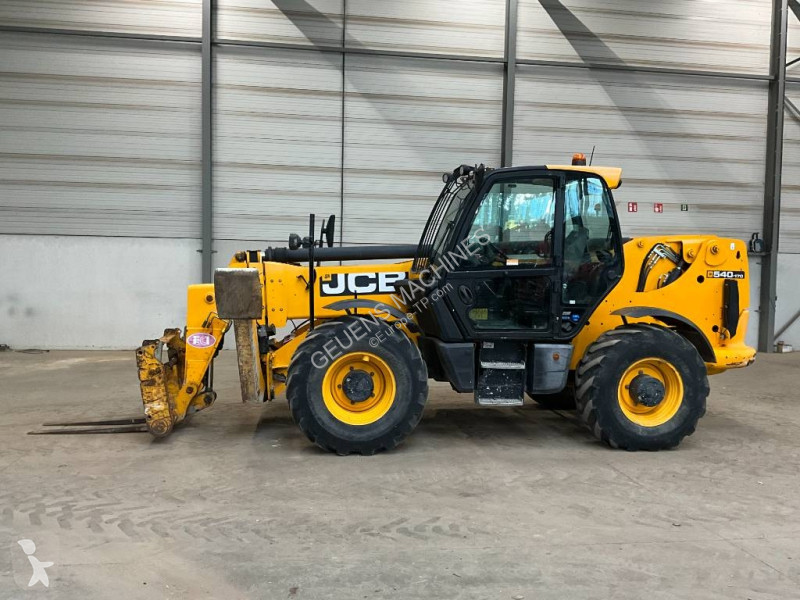 Chariot télescopique JCB