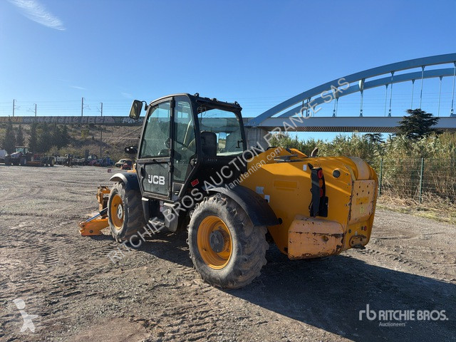 Chariot télescopique JCB 535V140