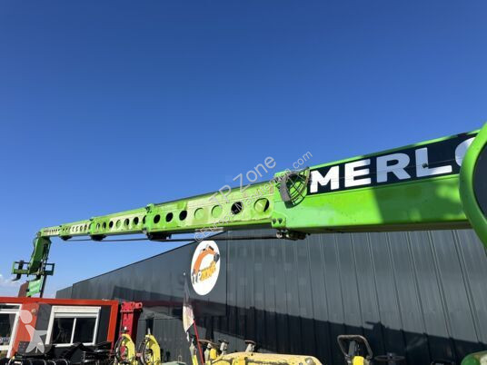 Empilhador telescópico Merlo ROTO 40.26 MCSS