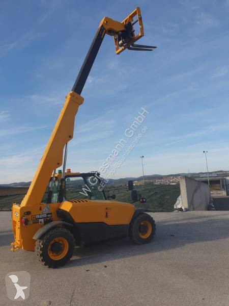 Încărcător telescopic JCB 525-60