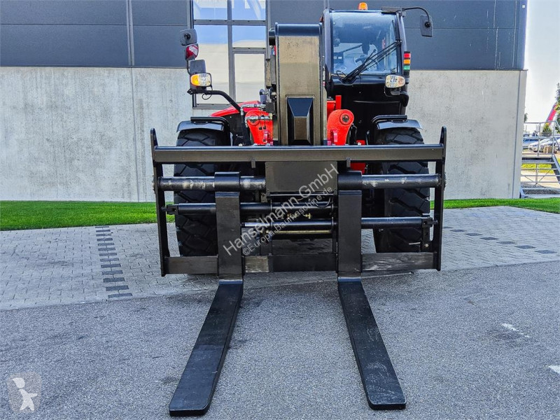 رافعة شوكية تلسكوبية Manitou MHT 10180
