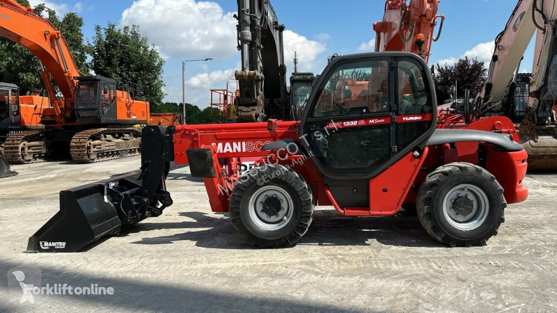 Chariot télescopique Manitou MVT 1332SL 4X4