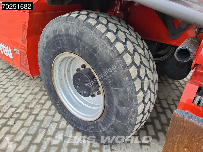 رافعة شوكية تلسكوبية Manitou MRT3050 BOOM...