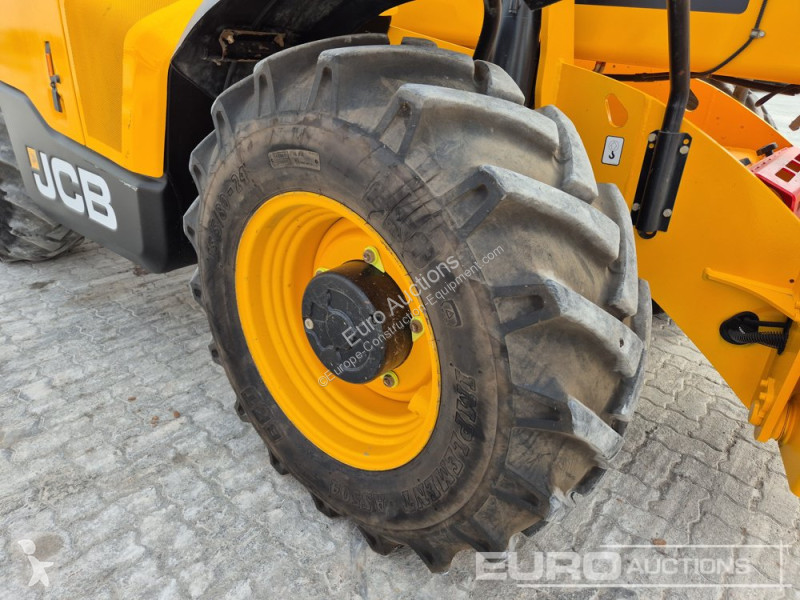 رافعة شوكية تلسكوبية JCB 540-170