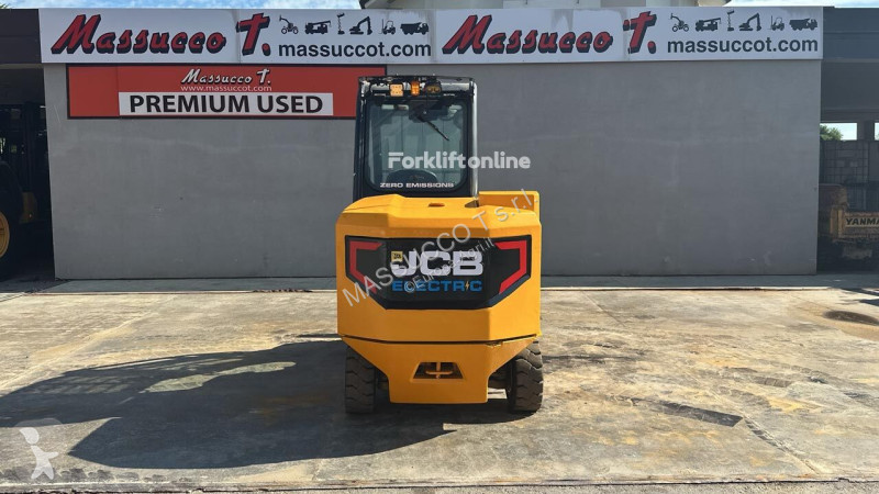 Încărcător telescopic JCB 30-19E
