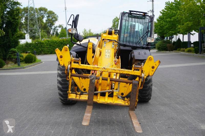 Încărcător telescopic JCB 14 m / 1800 MTH