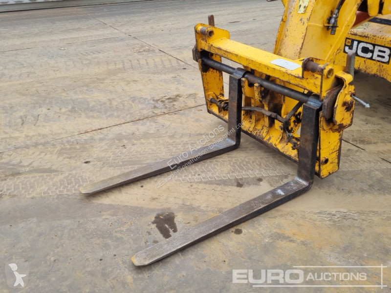 Încărcător telescopic JCB 540-140 Hi Viz