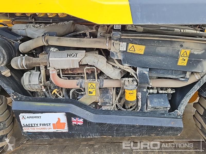 رافعة شوكية تلسكوبية JCB 525-60 Hi Viz