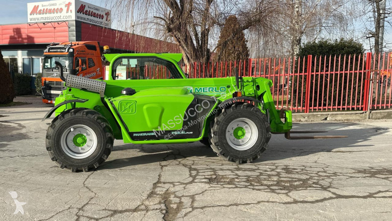 رافعة شوكية تلسكوبية Merlo P28.8L PLUS 4x4