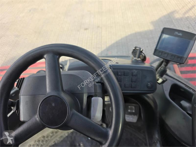 Телескопичен товарач Kalmar DRG450-60S5