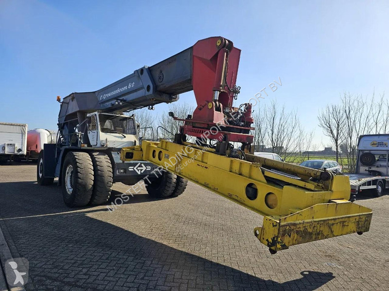رافعة شوكية ثقيلة  Reachstacker Hyco Boss...