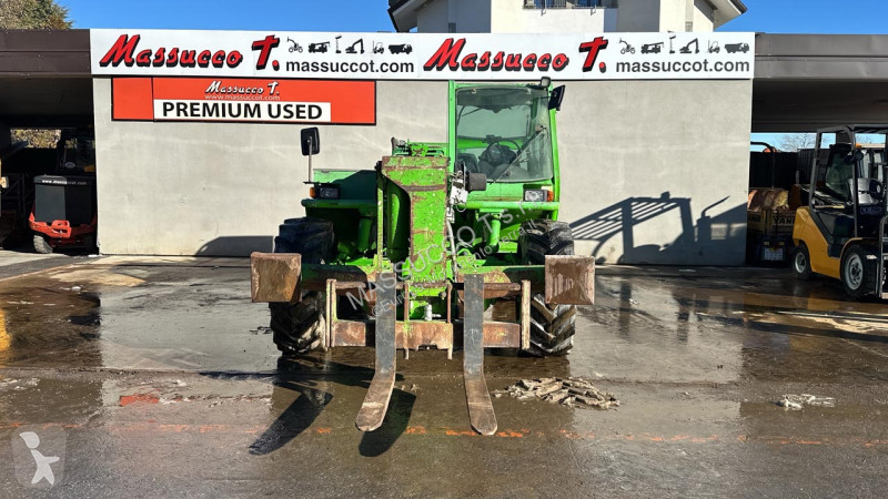 Teleskopický manipulátor Merlo P40.16 K 4x4