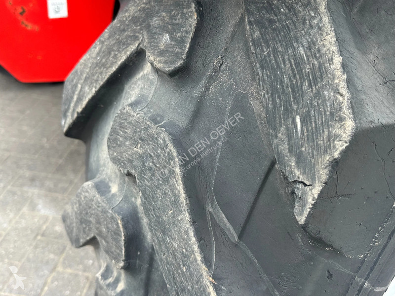 Teleskopický manipulátor Manitou MT1033