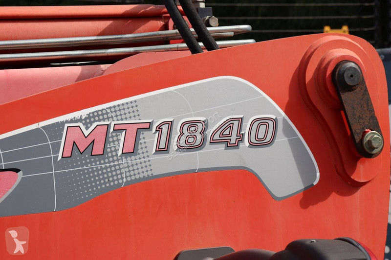 Телескопический погрузчик Manitou