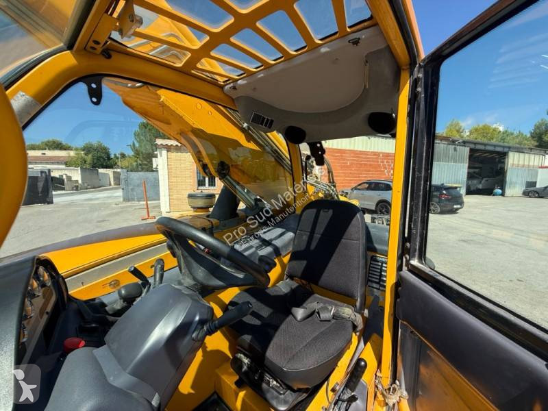 رافعة شوكية تلسكوبية Manitou